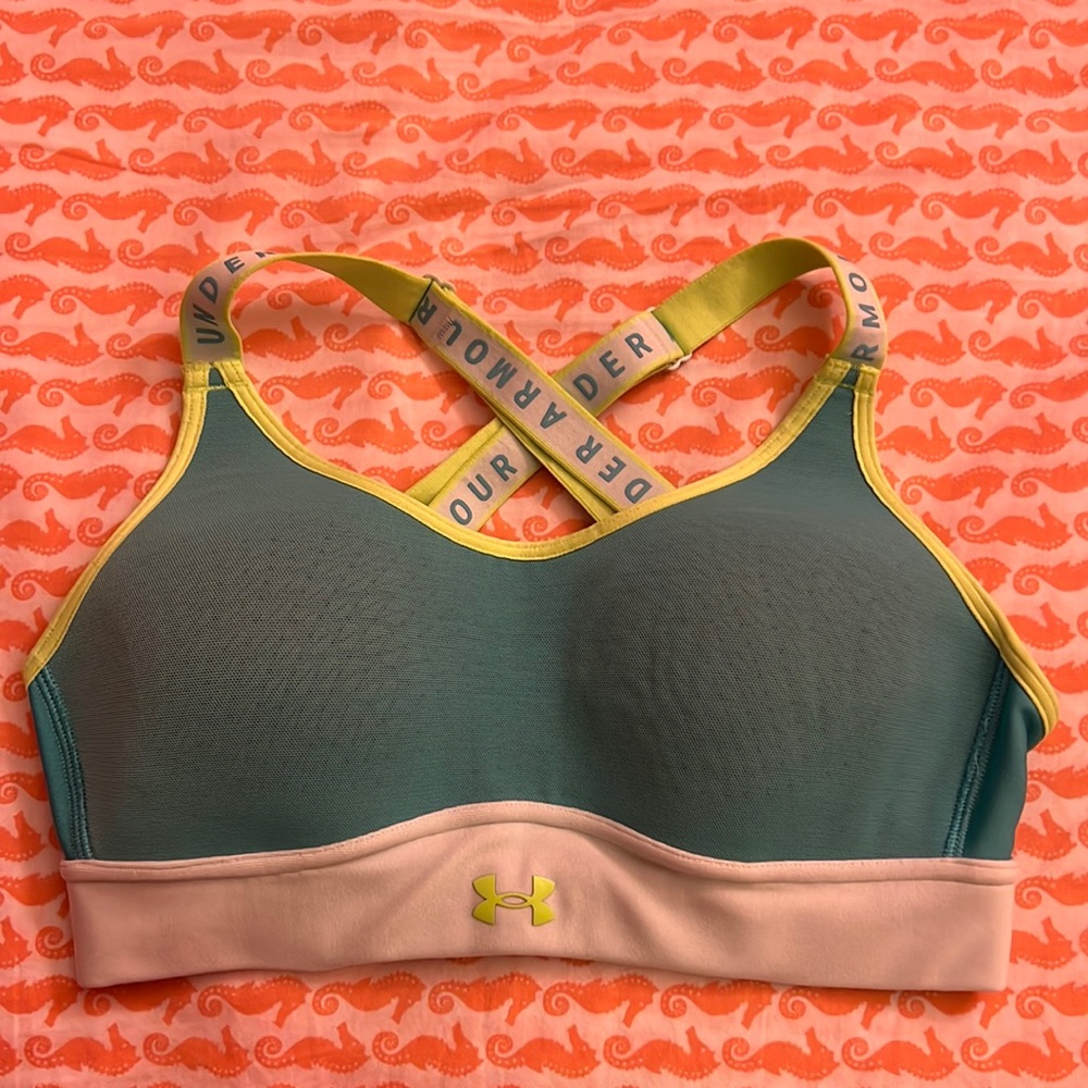 XS Under Armour sports bra